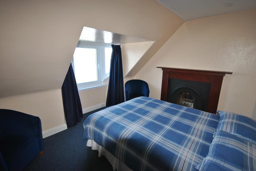 Saucy Mary'S Hostel Кайликин Номер фото