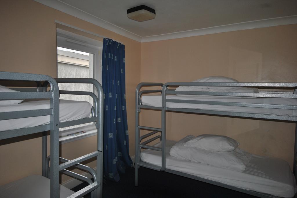 Saucy Mary'S Hostel Кайликин Экстерьер фото